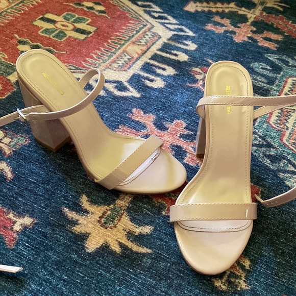 PLT blush pink nude heels - Picture 3 of 3